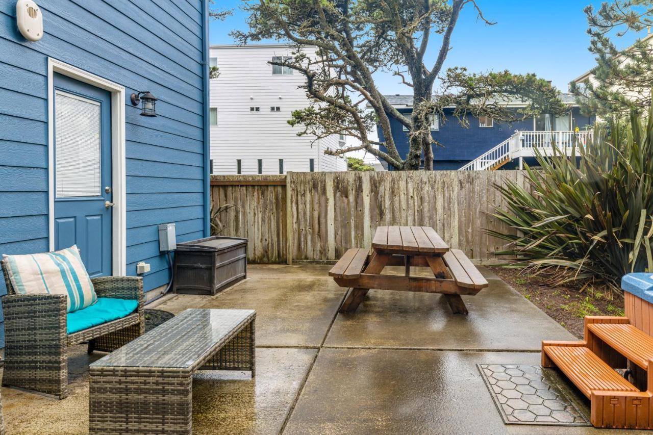 Villa Gone Coastal Lincoln City Exterior foto